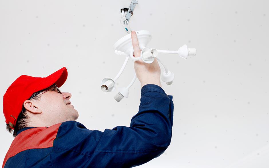 recherche travail électricien bâtiment Serris