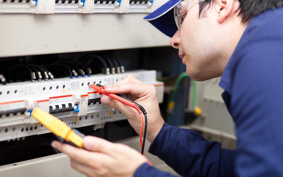 électricien dans le bâtiment Guyancourt