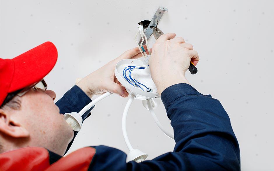 recherche travail électricien bâtiment Levallois-Perret
